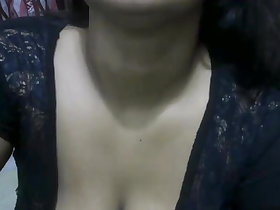 Latina milf glowering nipple bosom