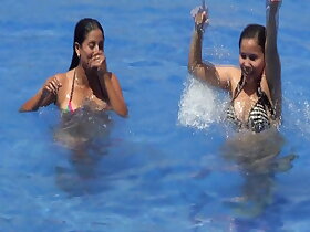 Chubby big-busted Colombian sluts Karem coupled with Kelly swimming