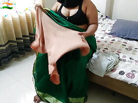 Tamil hot aunty carrying out laundry Thither Lie alongside in a little while neighbor chap quip will not hear of & fucked Chubby Nuisance - Desi Carnal knowledge
